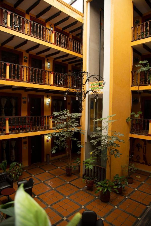 Hotel Catedral San Cristobal de las Casas Exterior photo